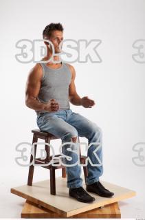 Sitting reference of Lukas 0014